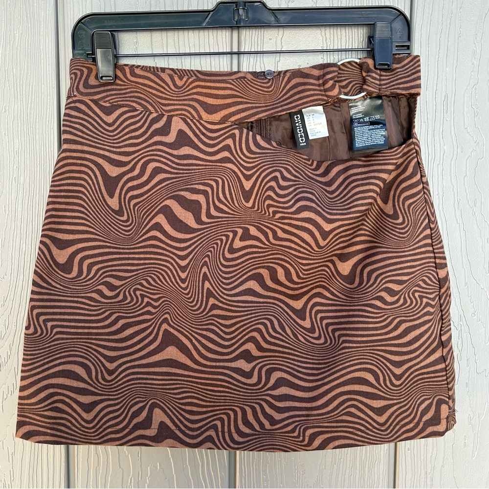 H&M 70s Mini Skirt Size 6 Swirl Design Retro Brown Side Cut Out Detail Lined